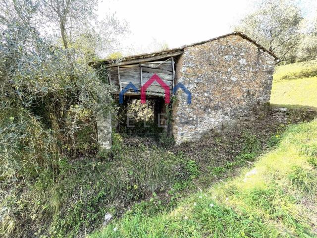 Rustico in vendita a Unione dei comuni Media Valle del Serchio, Borgo A Mozzano