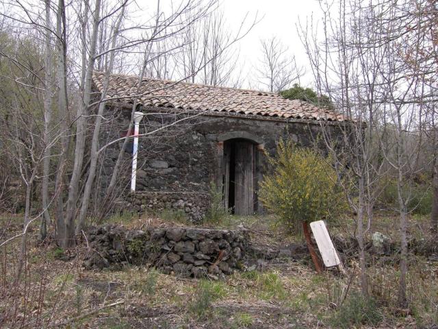 Rustico in vendita a Fornazzo, Milo