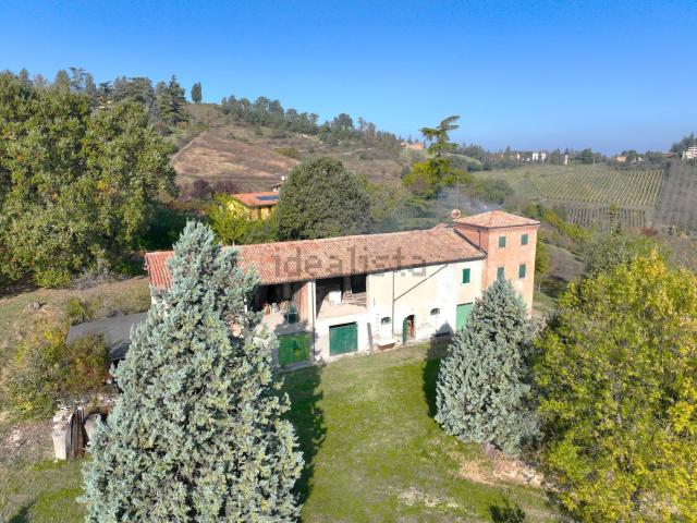 Rustico in vendita a Unione dei comuni Valli del Reno, Lavino e Samoggia, Monte San Pietro