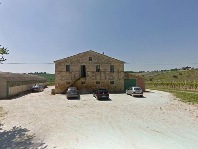 Rustico in vendita a San Marcello, Ancona