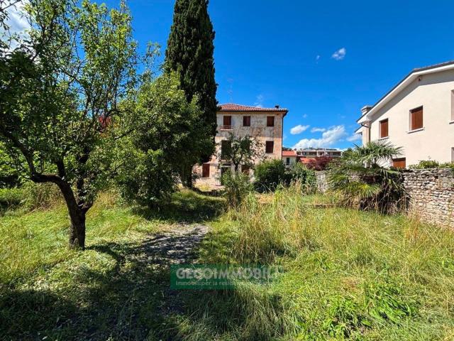 Rustico in vendita a Cornuda, Veneto