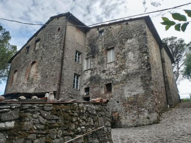 Rustico in vendita a Bagni Di Lucca Ponte, Toscana