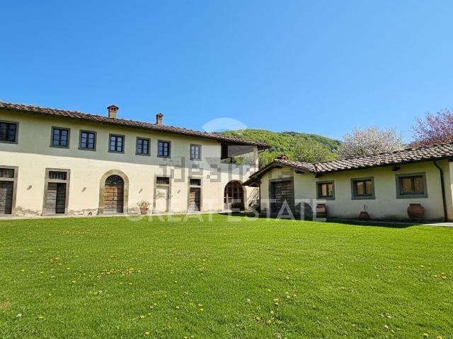 Rustico in vendita a Loro Ciuffenna, Toscana