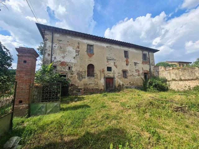 Rustico in vendita a Unione di Comuni Valdarno e Valdisieve, Reggello