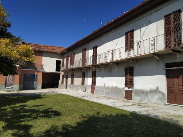Rustico in vendita a Piemonte, Asti