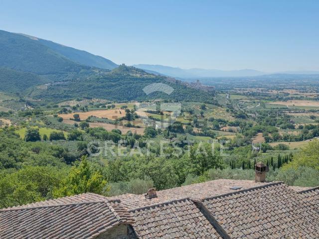 Rustico in vendita a Assisi, Umbria