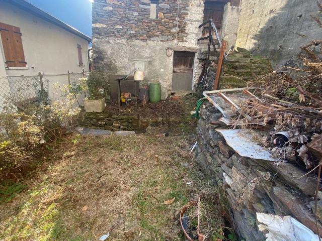 Rustico in vendita a Valle Cannobina, Piemonte