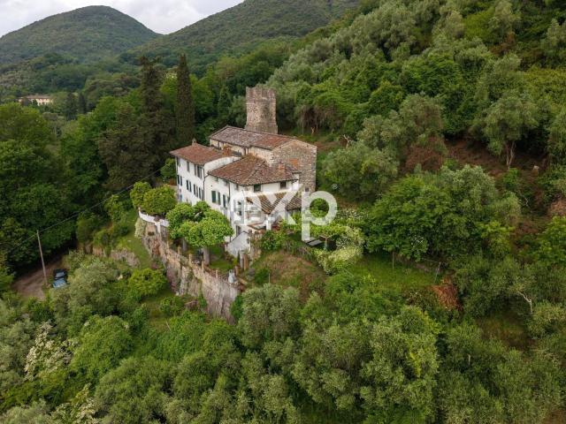 Rustico in vendita a Bagni Di Lucca Ponte, Toscana