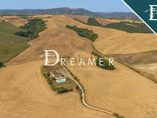 Rustico in vendita a Montalcino, Toscana