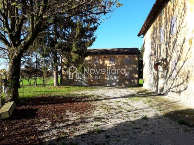 Rustico in vendita a Bassa Reggiana, Re
