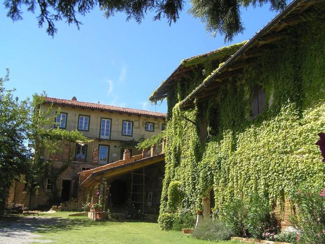 Rustico in vendita a Piemonte, Asti