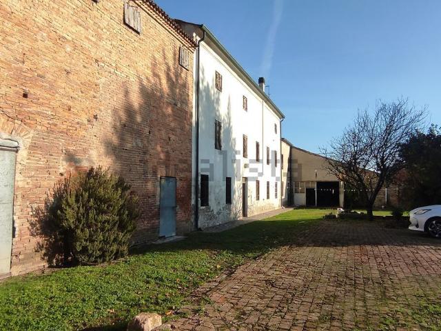 Rustico in vendita a Cerea, Veneto