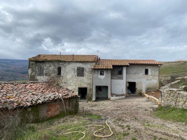 Rustico in vendita a Abbadia San Salvatore, Siena