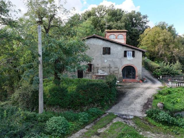 Rustico in vendita a Figline e Incisa Valdarno, Figline Valdarno