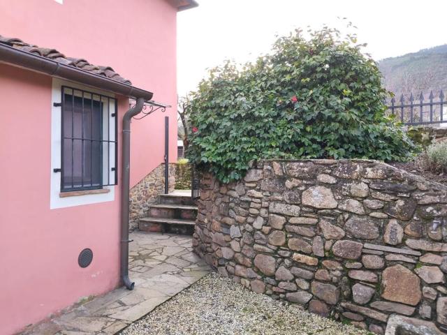 Rustico in vendita a San Giusto di Compito, Capannori