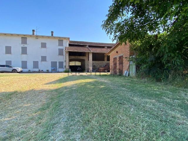 Rustico in vendita a San Secondo Parmense, Reggio Emilia