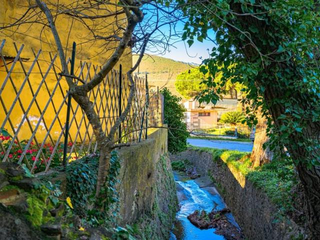 Rustico in vendita a Asciano, San Giuliano Terme