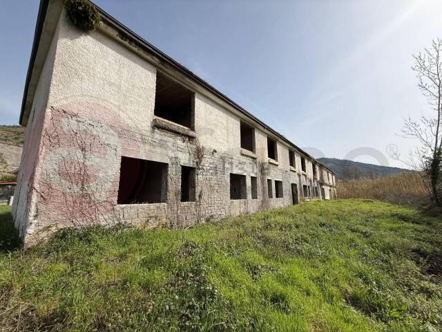Rustico in vendita a Arce, Lazio