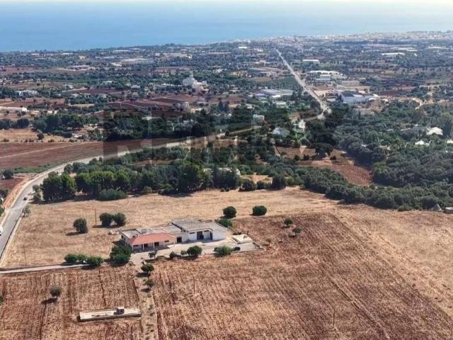 Rustico in vendita a Rione Gelso, Puglia