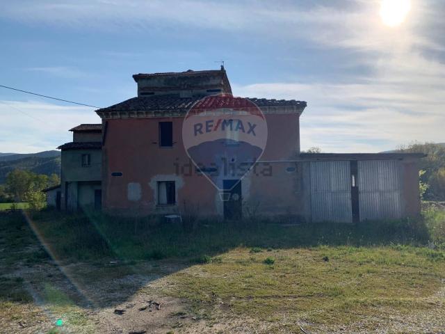 Rustico in vendita a Cenerente, Umbria