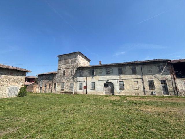 Rustico in vendita a Podenzano, Reggio Emilia