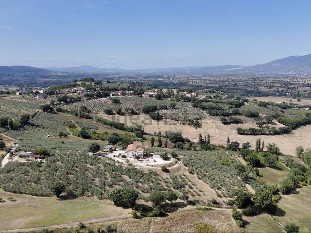Rustico in vendita a Montepennino, Montefalco