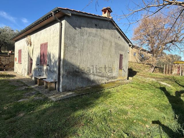 Rustico in vendita a Unione di Comuni Montani Colline del Fiora, Pitigliano