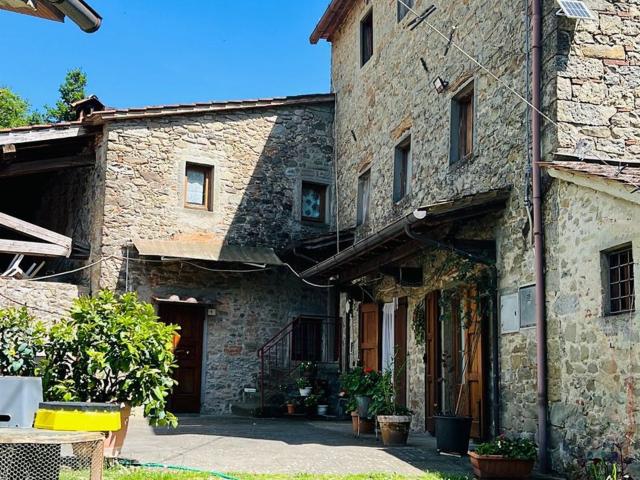 Rustico in vendita a Pratovecchio Stia, Stia