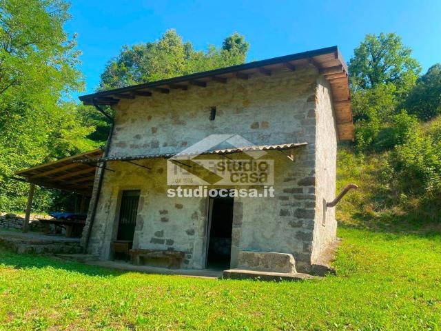 Rustico in vendita a Comunità Montana della Valle Brembana, Val Brembilla
