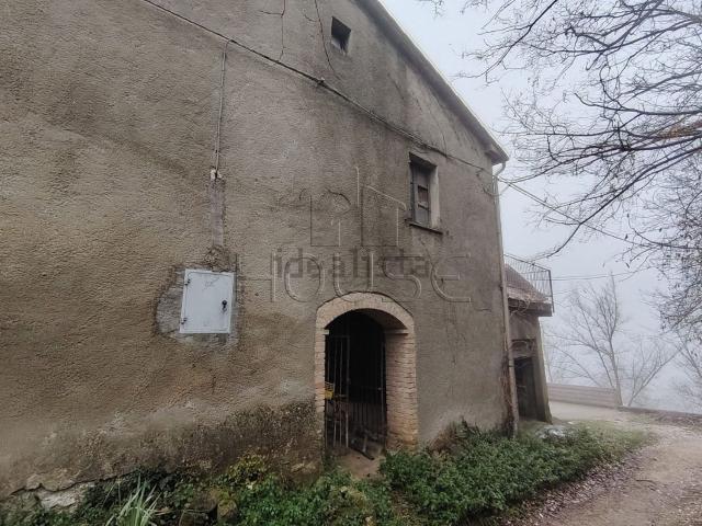 Rustico in vendita a Lama, San Giustino