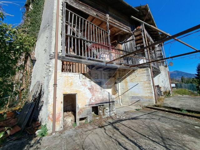 Rustico in vendita a Sovramonte, Veneto