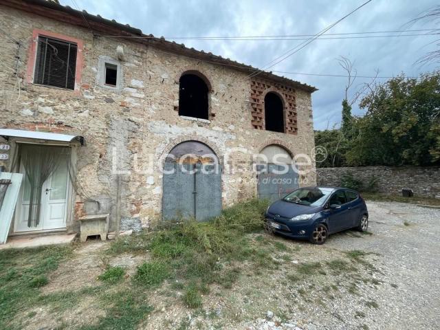 Rustico in vendita a San Lorenzo a Vaccoli, Bagni Di Lucca Ponte