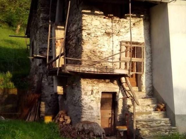 Rustico in vendita a Villa Di Tirano, Lombardia
