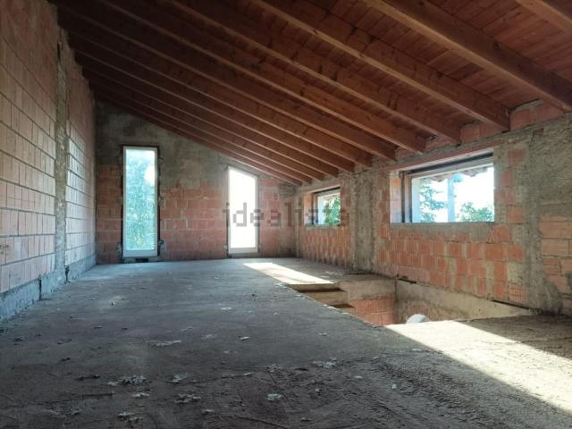 Rustico in vendita a Agazzano