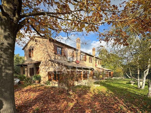 Rustico in vendita a Chianciano, Chianciano Terme
