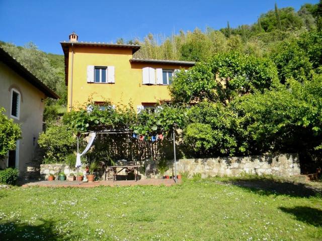 Rustico in vendita a Gello, San Giuliano Terme