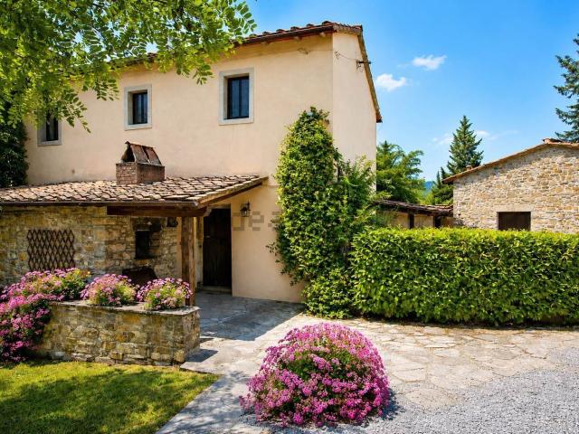Rustico in vendita a San Casciano in Val di Pesa, Montecapri
