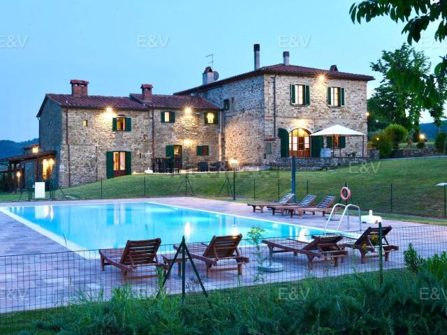 Rustico in vendita a Monte San Savino, Toscana