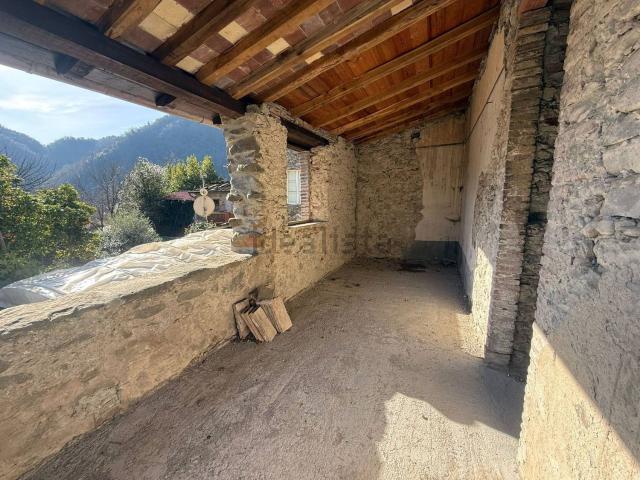 Rustico in vendita a Trebbio, Pescaglia