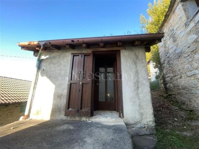 Rustico in vendita a Monti di Madrona, Cernobbio