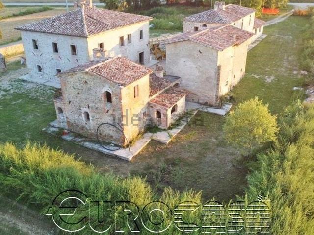 Rustico in vendita a San Leo Bastia, Umbria