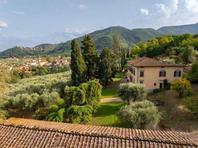 Rustico in vendita a Capannori, Toscana