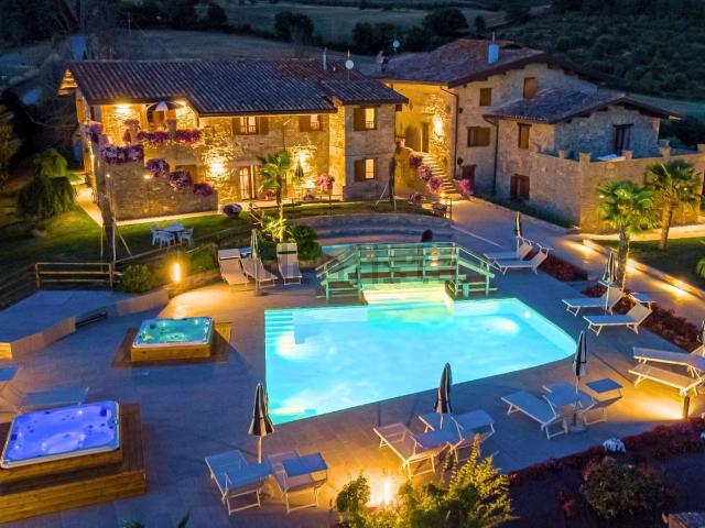 Rustico in vendita a Montelovesco, Gubbio