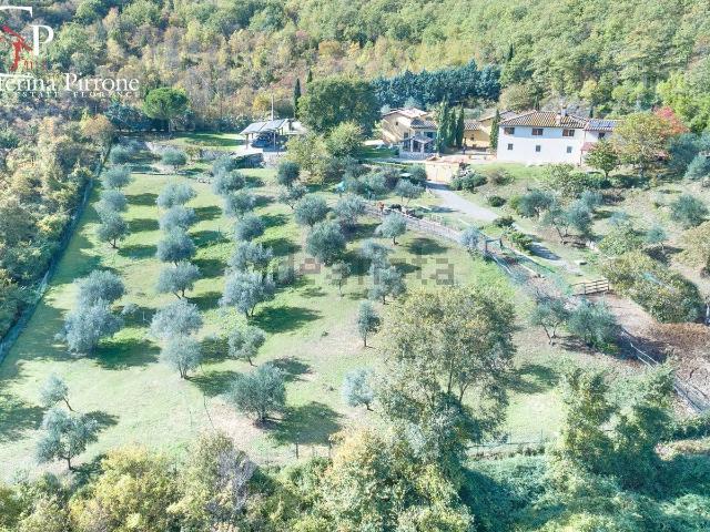 Rustico in vendita a Quattro Vie, Bagno A Ripoli