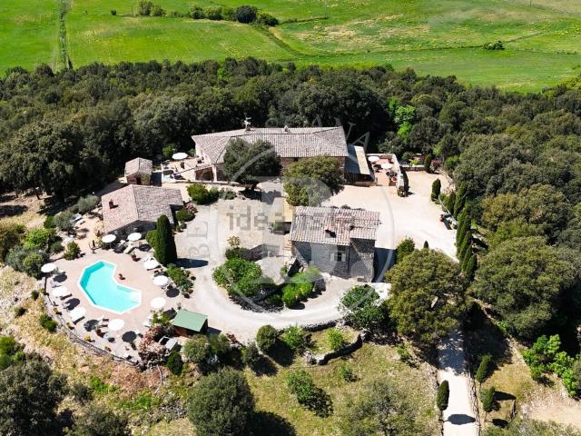 Rustico in vendita a Sovicille, Toscana