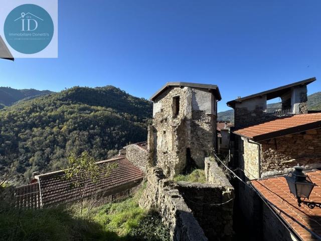Rustico in vendita a Apricale, Liguria