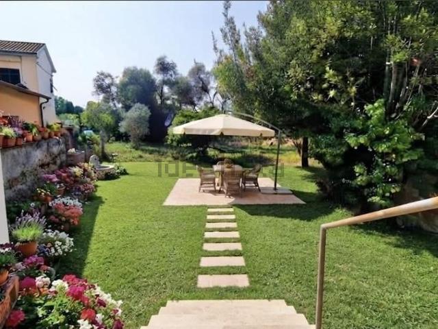 Rustico in vendita a Luni, Liguria