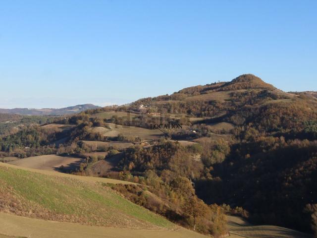 Rustico in vendita a Fermignano, Pesaro e Urbino