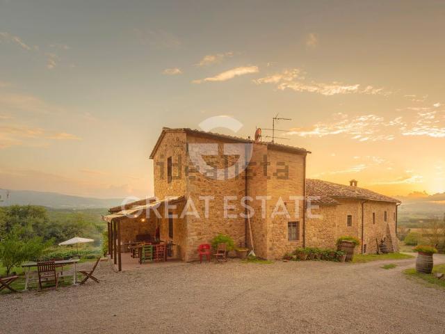 Rustico in vendita a Casole D'elsa, Toscana