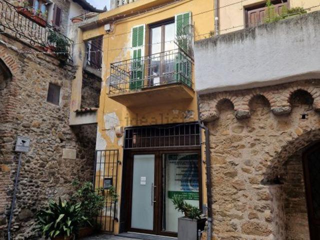 Rustico in vendita a Villanova D'albenga, Liguria